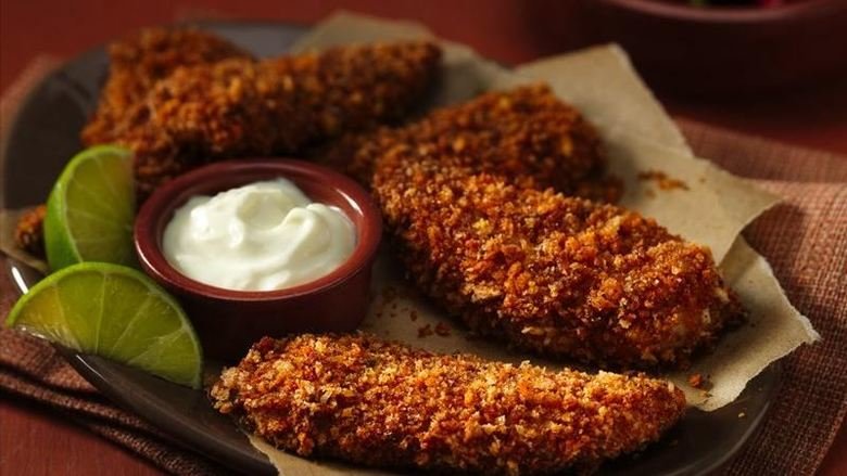 13 Delicious Chicken Tenders. Honey Sriracha Chicken Tenders Honey adds sweet while Sriracha brings heat in these best-of-both-worlds strips. For the dip: Go fo