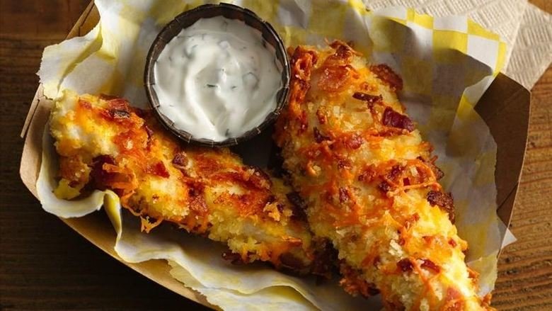 13 Delicious Chicken Tenders. Honey Sriracha Chicken Tenders Honey adds sweet while Sriracha brings heat in these best-of-both-worlds strips. For the dip: Go fo